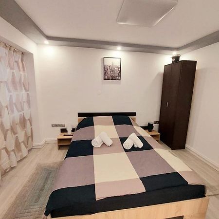 Domino Studio Lägenhet Sibiu Exteriör bild